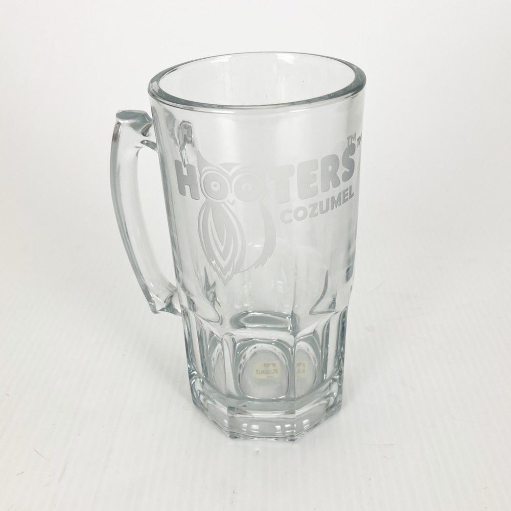 Hooters Cozumel Owl Logo 8 Inch Tall Clear Beer Stein Glass Mug Cup